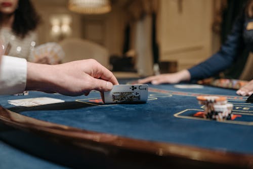 Agen108 Poker: Panduan Lengkap Untuk Pemain